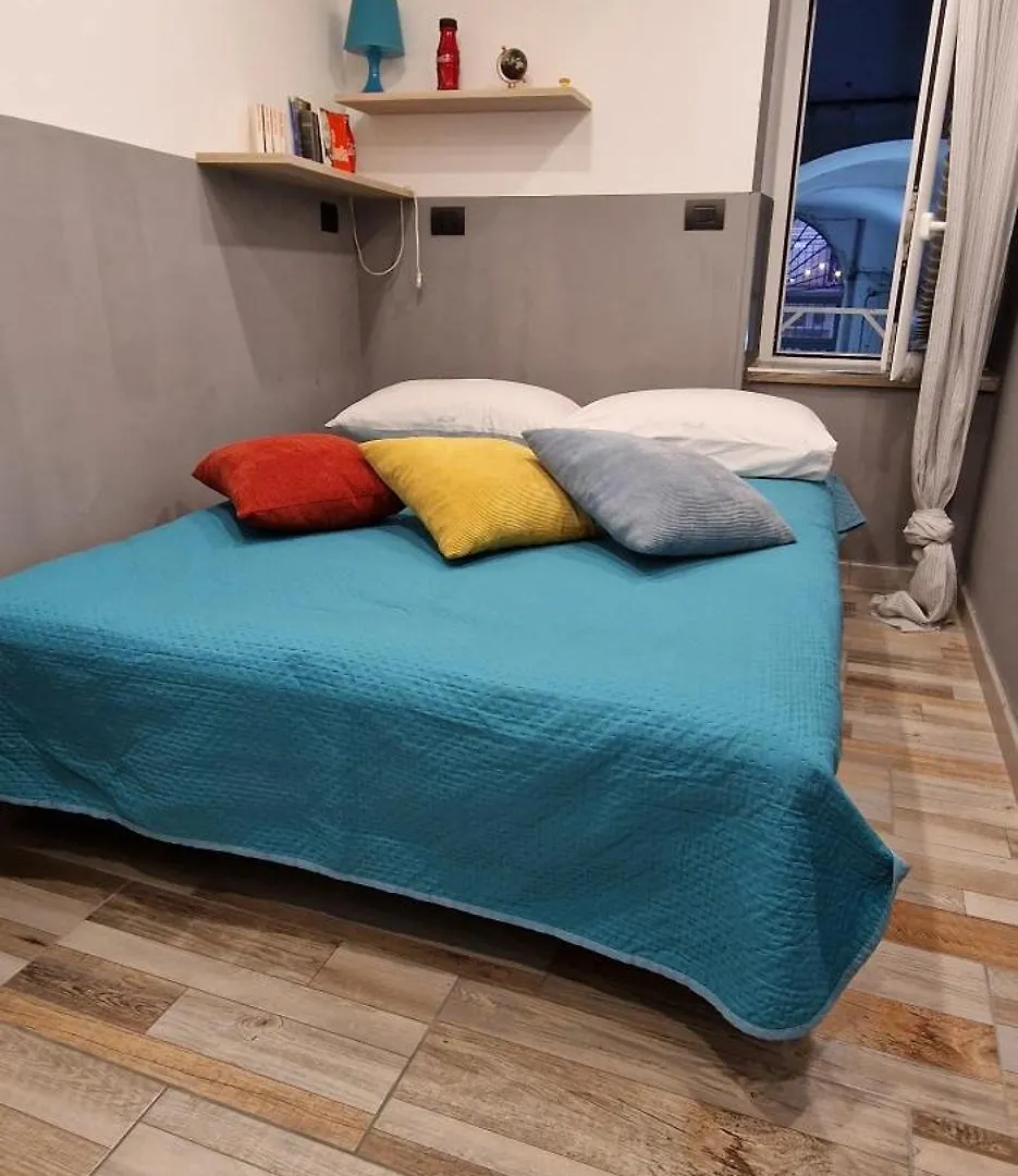 アパート Blumon Guest House ナポリ